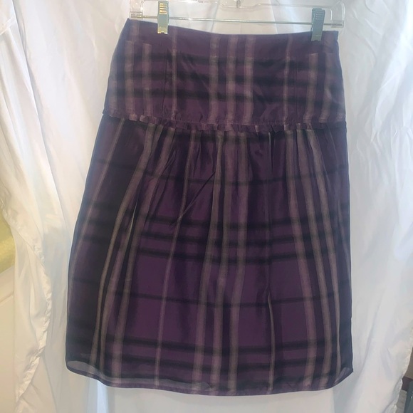Burberry London Skirt - Picture 1 of 5